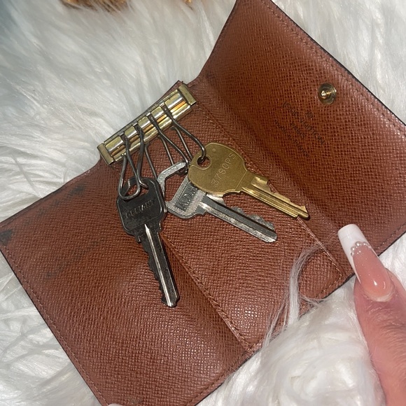 Louis Vuitton Monogram multicles 4 rings key case /1D6043 - Picture 4 of 5